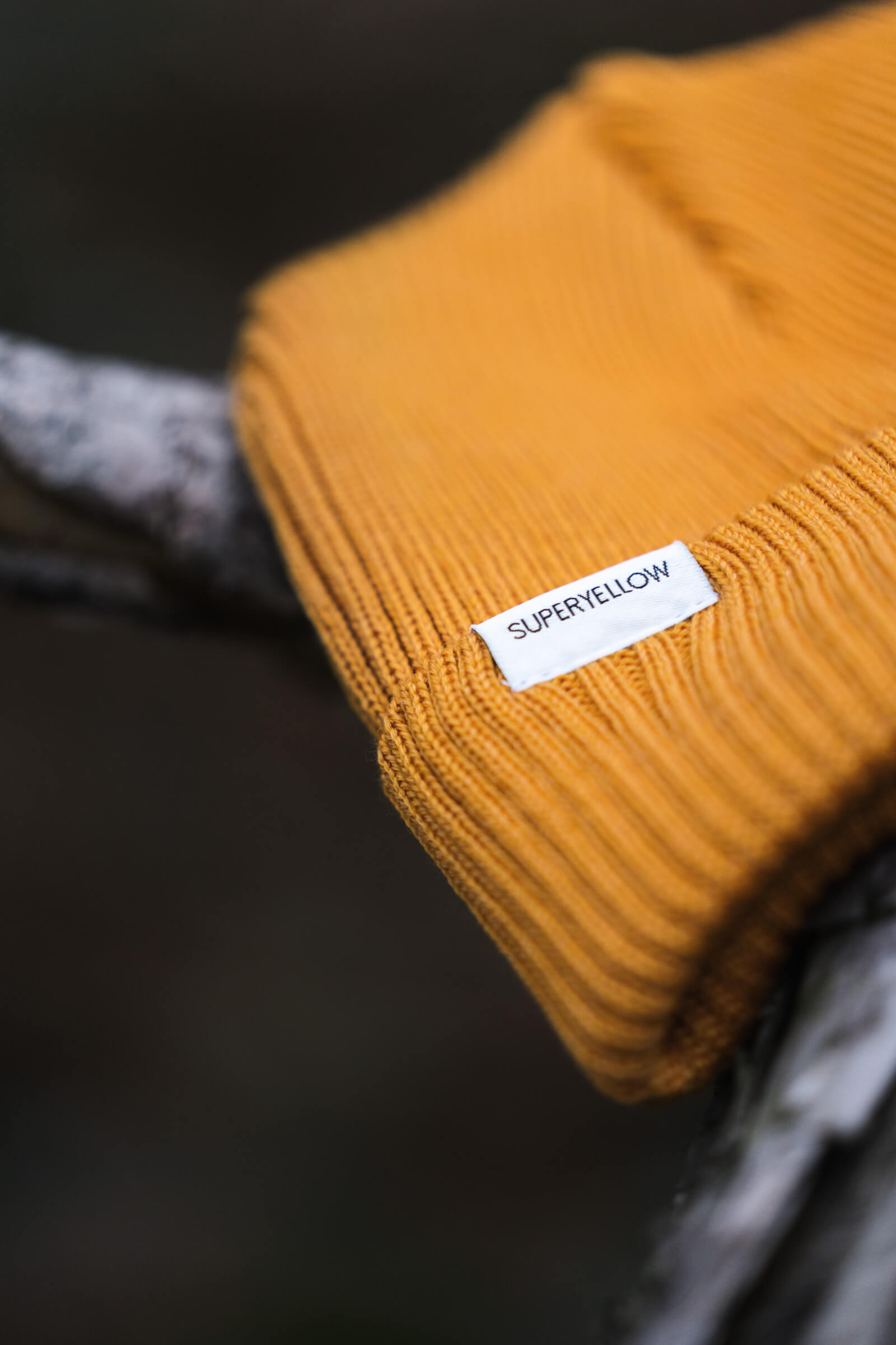 SKOGEN Honey SKOGEN Beanie Honey logo detail