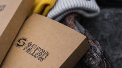Superyellow gift box
